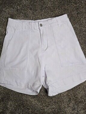 Women’s White Casual Patch-Pocket Shorts